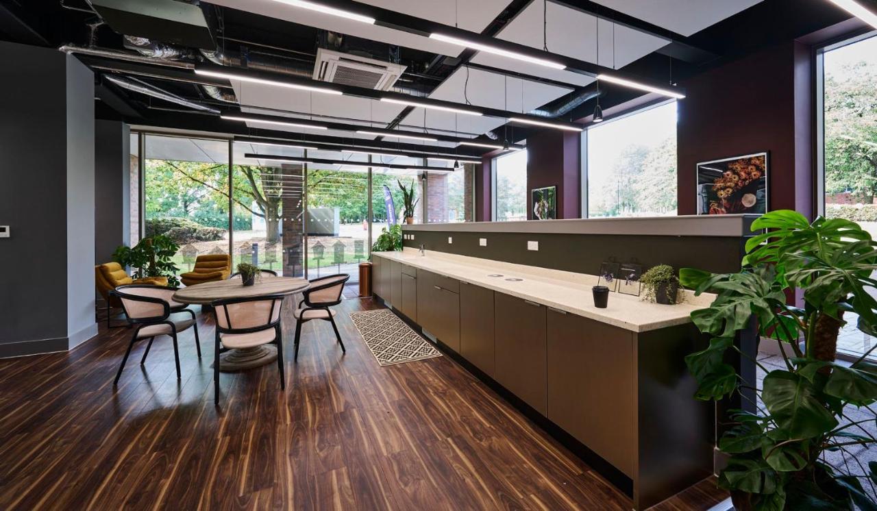 Apartamento For Students Only The Oaks In Coventry Exterior foto