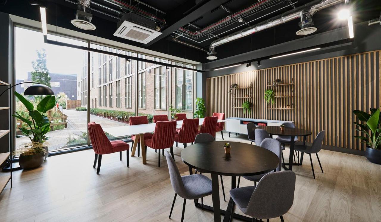 Apartamento For Students Only The Oaks In Coventry Exterior foto