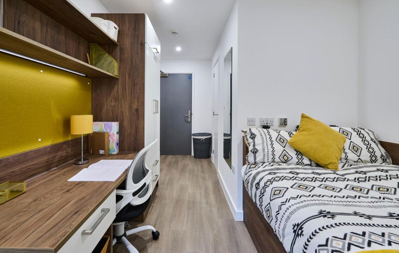 Apartamento For Students Only The Oaks In Coventry Exterior foto