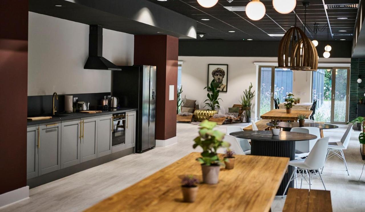 Apartamento For Students Only The Oaks In Coventry Exterior foto